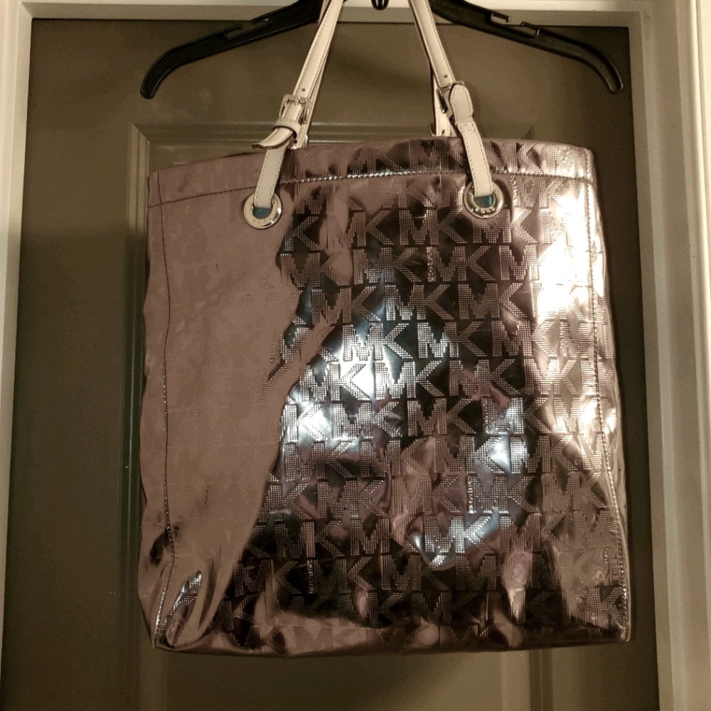 Michael kors tote